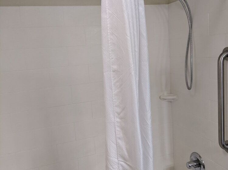Люкс, Mainstay Suites Cartersville