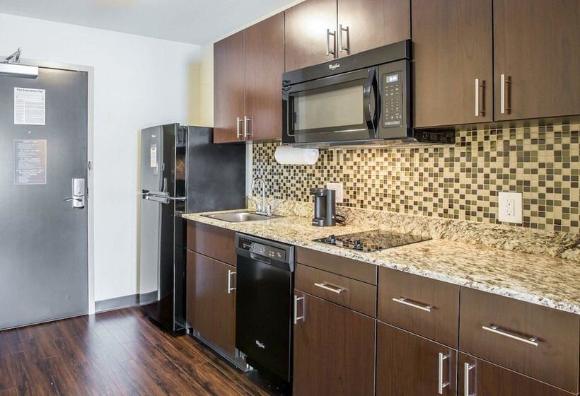 جناح, Mainstay Suites Cartersville