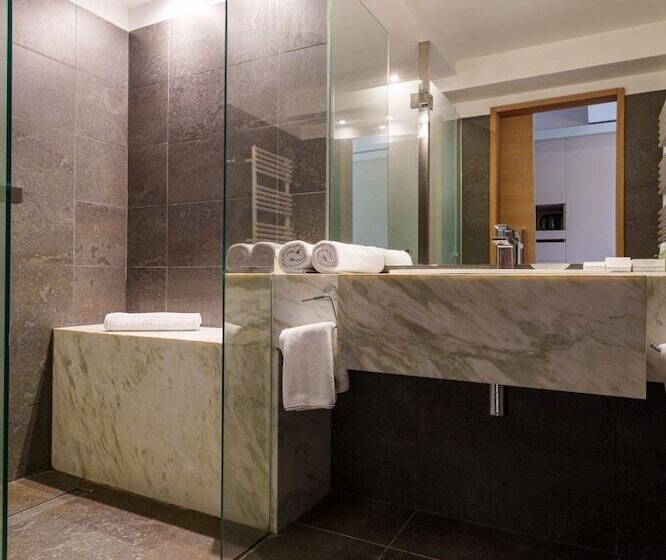 اتاق سوپریور, Palisad