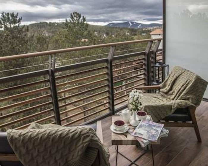 اتاق لوکس با تراس, Palisad