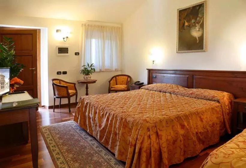 اتاق استاندارد سه نفره, Colleverde Country House & Spa Urbino