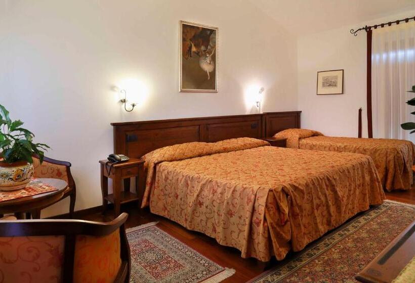 标准三人间, Colleverde Country House & Spa Urbino