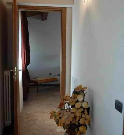 اتاق استاندارد چهار تخته, Colleverde Country House & Spa Urbino