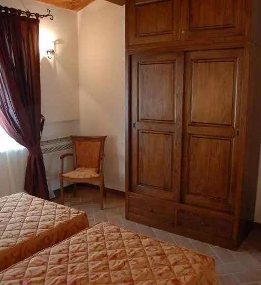 اتاق استاندارد چهار تخته, Colleverde Country House & Spa Urbino