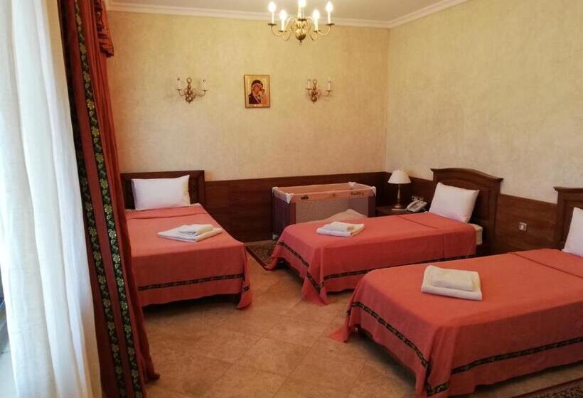 غرفة ديلوكس ثلاثية, Russian Pilgrim Residence
