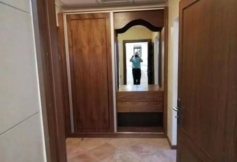 اتاق لوکس سه تخته, Russian Pilgrim Residence