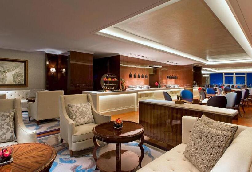 Номер Клуб Кровать Кинг, Sheraton Grand Wuhan Hankou