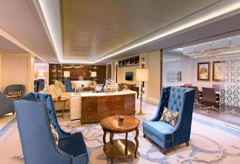 キングサイズベッドのクラブルーム, Sheraton Grand Wuhan Hankou