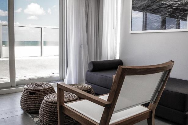 غرفة قياسية مطلّة علي البحر, Tides Inn