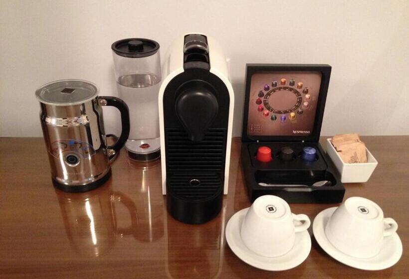 غرفة قياسية, Tides Inn