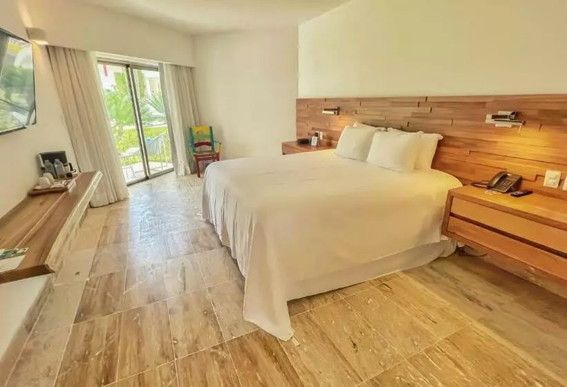 اتاق استاندارد با تخت بزرگ, Viva V Samana by Wyndham