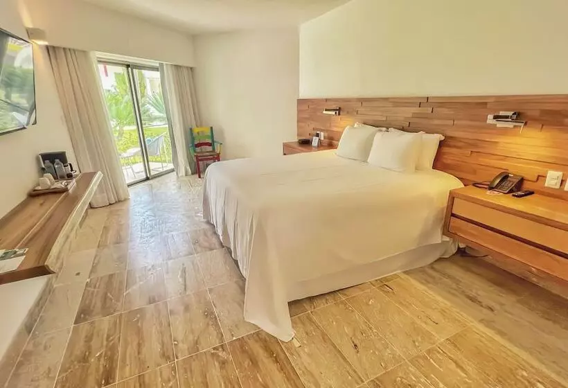 اتاق استاندارد با تخت بزرگ برای معلولان, Viva V Samana by Wyndham