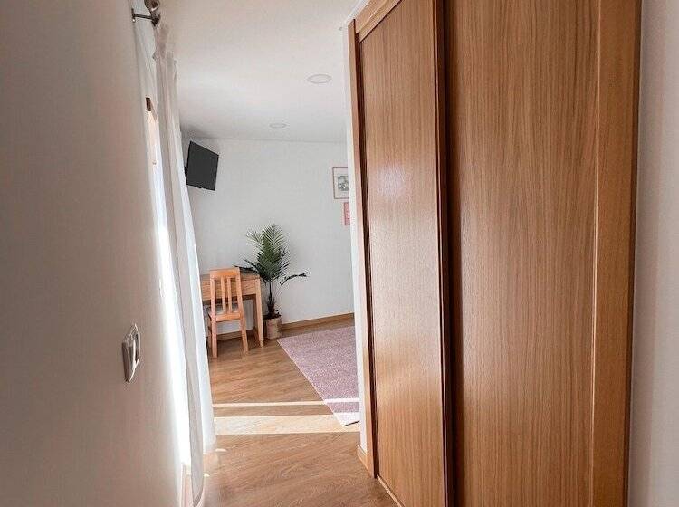 スタンダードルーム, Jasmine