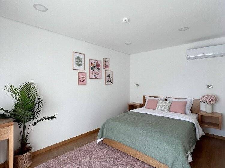 スタンダードルーム, Jasmine