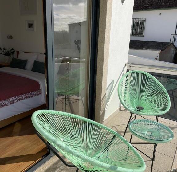 バルコニー付きスタンダードルーム, Jasmine