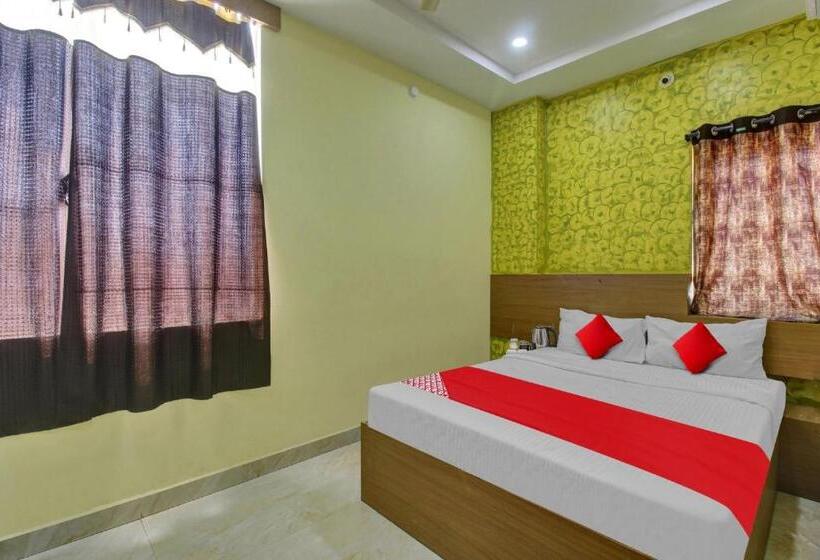 Háromágyas Classic Szoba, Flagship Hotel Abhi S R Square Near Hayathnagar