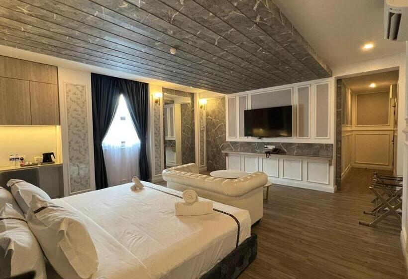 带大床的套房, Frazel Heritage