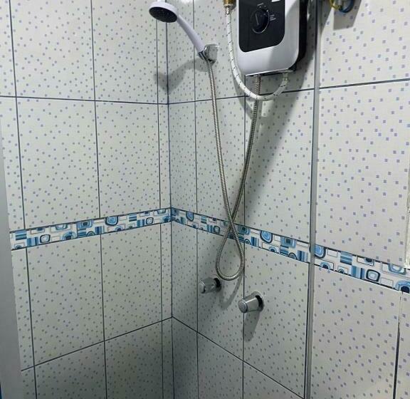 اتاق لوکس, Los Pecanos