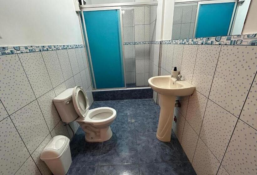 اتاق لوکس, Los Pecanos