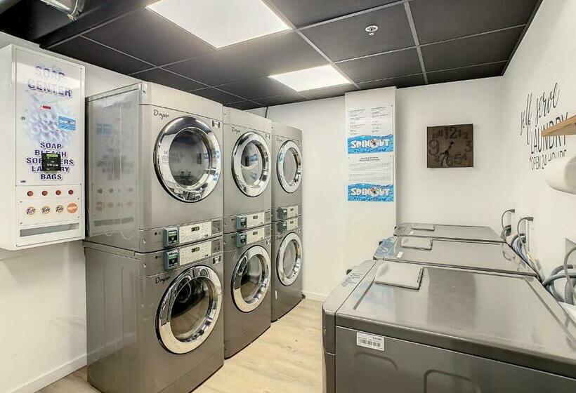 プールの見える1ベッドルームアパートメント, Pet Friendly In Orlando Area Near Disney And Espn Center