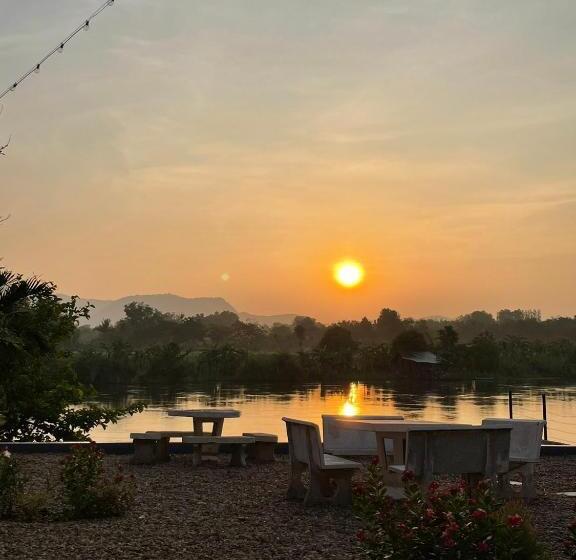 غرفة عائلية, Tara Kan Resort