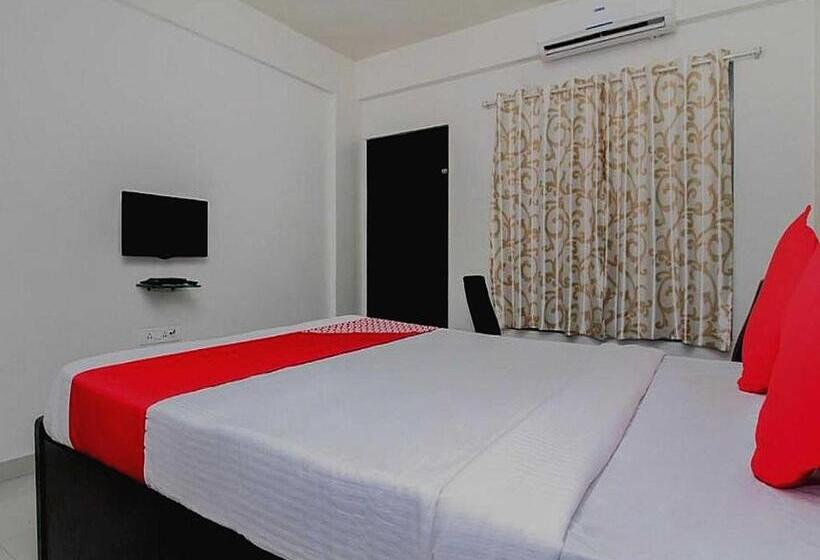 חדר קלאסי לשלושה, Flagship Sanvi Resort