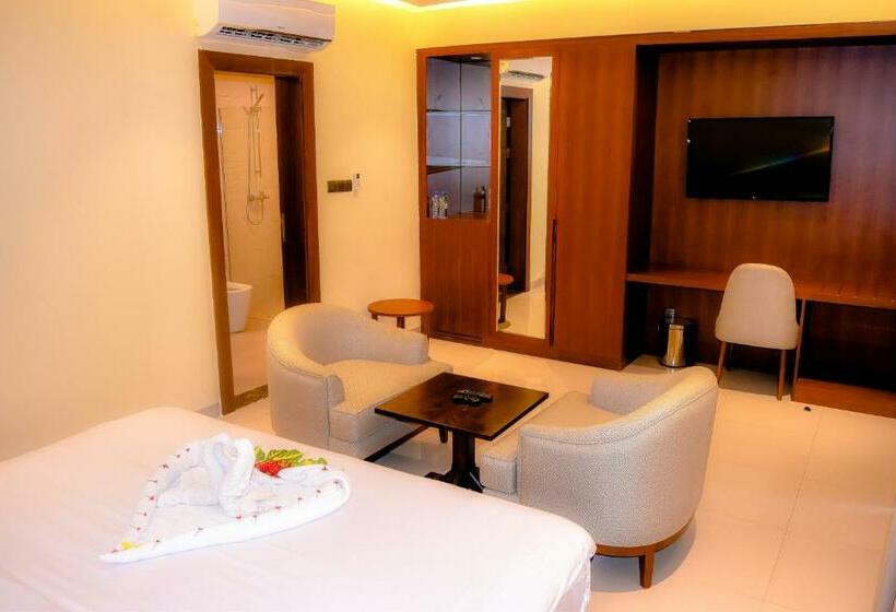 סוויטה, Grand Hotel Juba