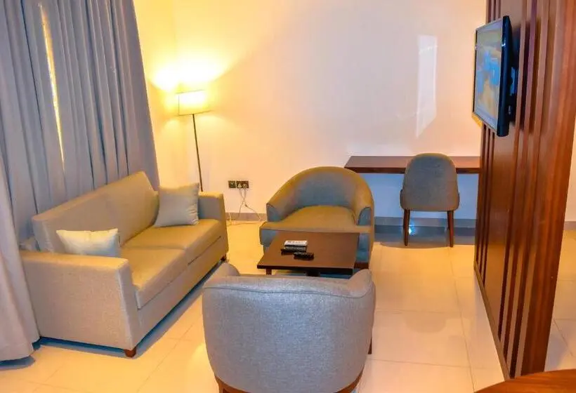 سوییت, Grand Hotel Juba