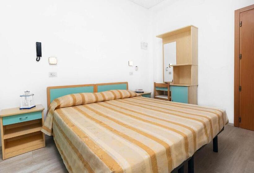 اتاق استاندارد با بالکن, Albergo Eva