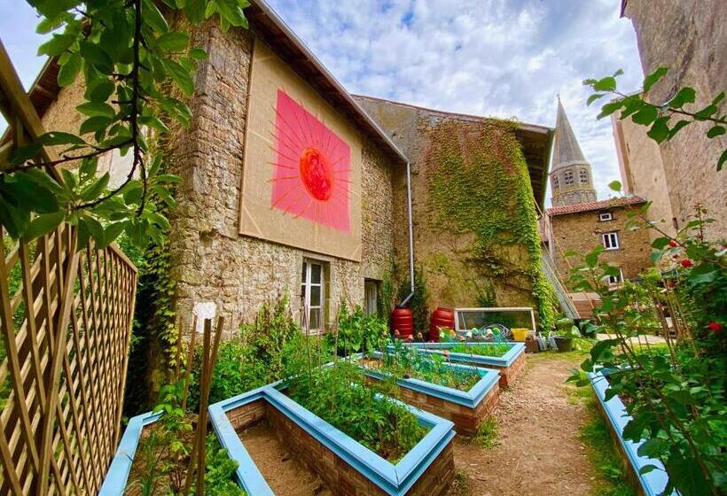 带共用浴室的标准房间, Art Maison