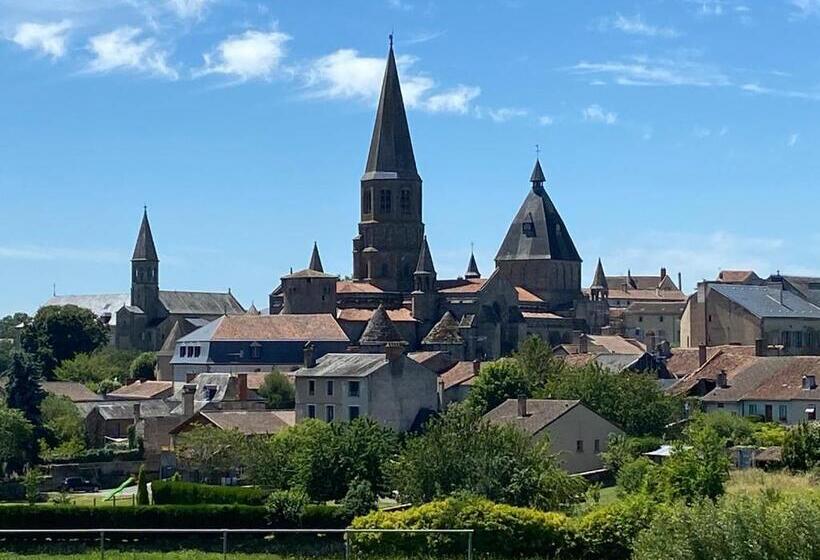 标准单人间共用浴室, Art Maison