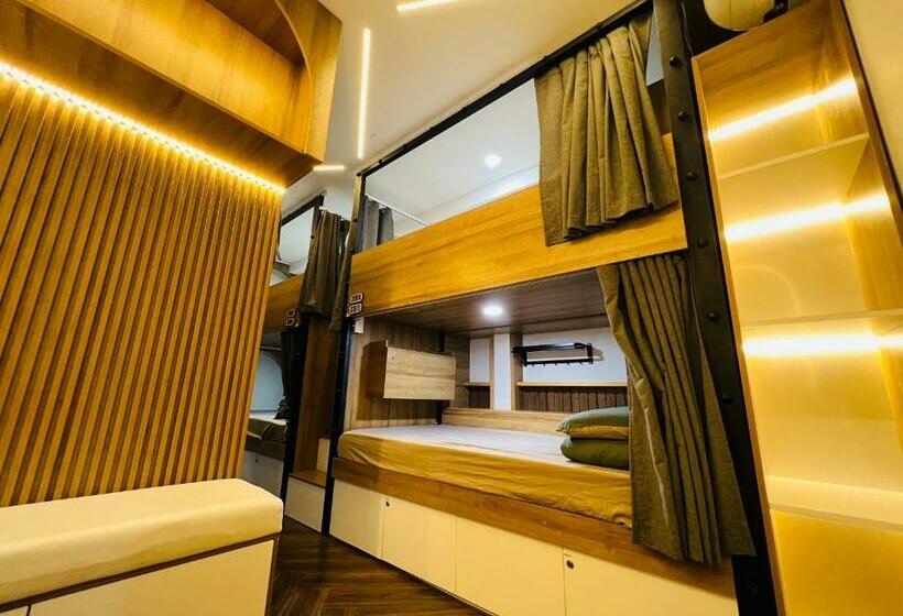 تختخواب در اتاق مشترک, Grandma Lu Saigon Hostel   Airport Dist 3