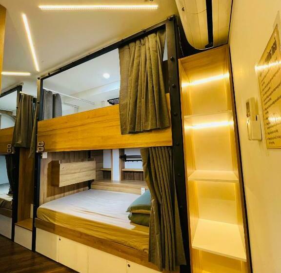 تختخواب در اتاق مشترک, Grandma Lu Saigon Hostel   Airport Dist 3