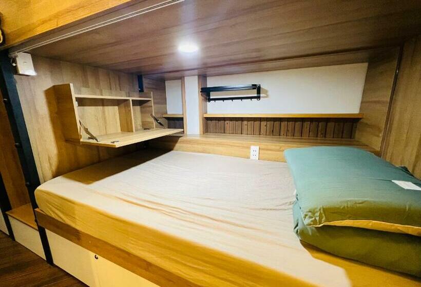 تختخواب در اتاق مشترک, Grandma Lu Saigon Hostel   Airport Dist 3