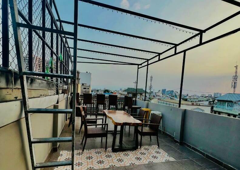 تختخواب در اتاق مشترک, Grandma Lu Saigon Hostel   Airport Dist 3