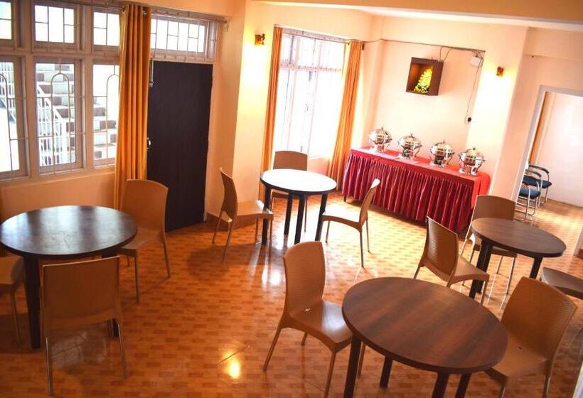 חדר סטנדרט לארבעה, Lily Guest House