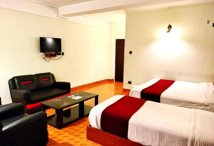 Трехместный Номер Deluxe, Lily Guest House