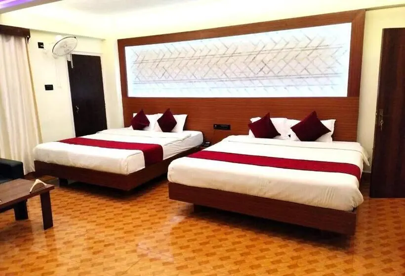 デラックスの4人部屋, Lily Guest House