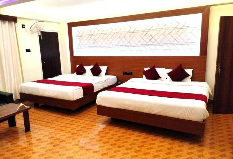 Четырехместный Номер Deluxe, Lily Guest House