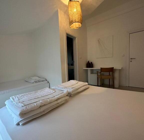 Triple Room Sea View, Villa Vele
