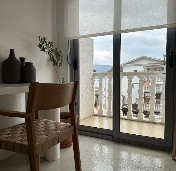 اتاق سه نفره دلوکس با چشمانداز دریا, Villa Vele