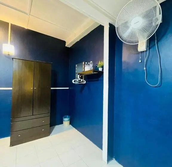 Deluxe Neljän Hengen Huone, Vintage Guesthouse