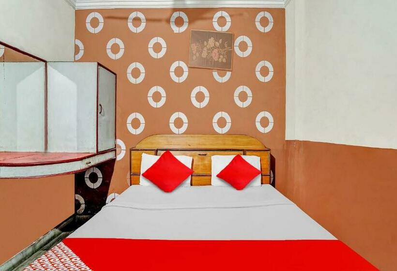 Habitación Triple Clásica, Spot On Hotel Maharaja Inn