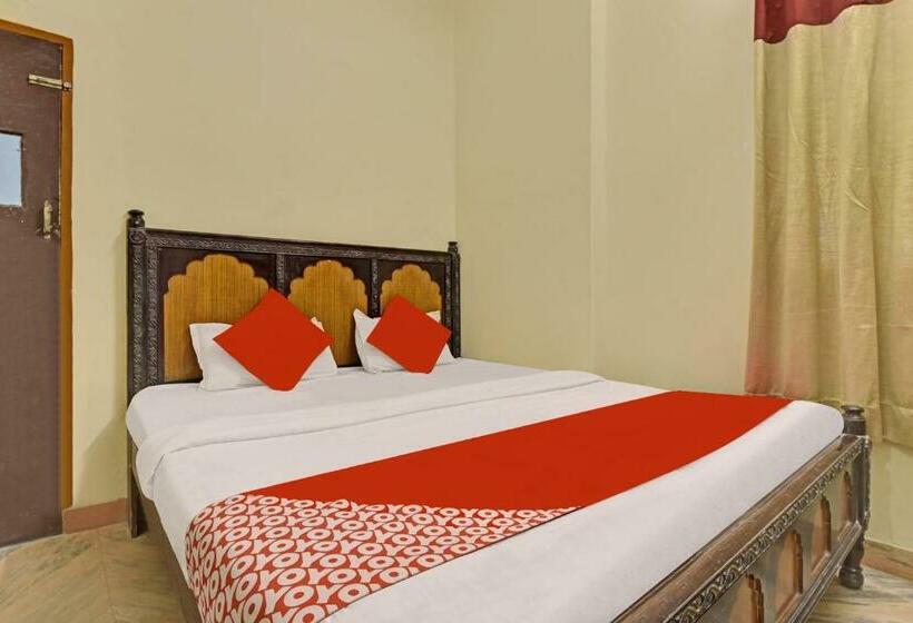 غرفة كلاسيكية ثلاثية, Flagship Hotel Kartikey Stays