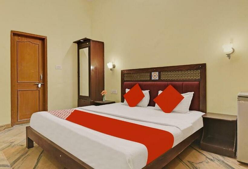 غرفة كلاسيكية ثلاثية, Flagship Hotel Kartikey Stays