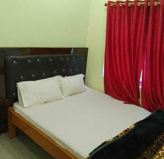 스탠다드 룸, Av Priya Rajgir