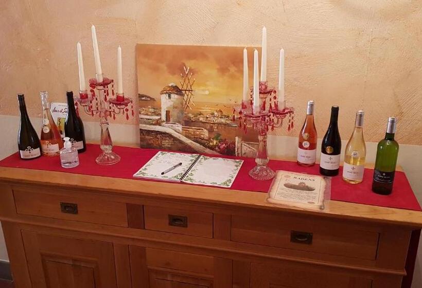 Номер Стандарт, Room In Guest Room   Le Havre Guest Room In The Heart Of The Vineyard