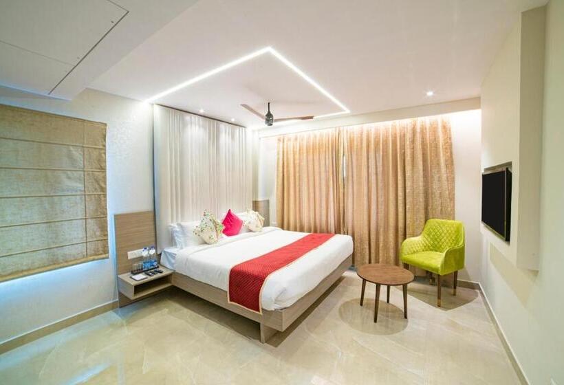 Президентский Люкс, The Beacon Hotel Visakhapatnam