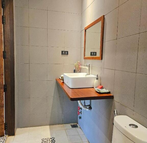 اتاق استاندارد با تخت بزرگ, Comfy Riverside Mekong Homestay Ben Tre