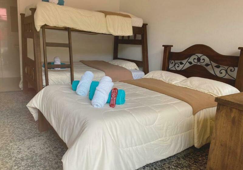 클래식 4인 룸, Cafetero Valparaíso